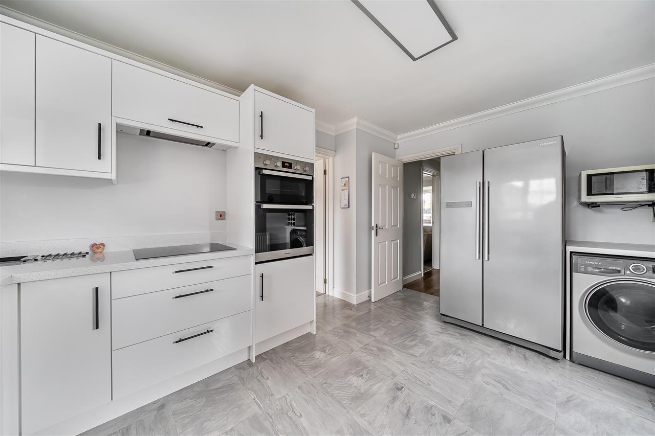 Property Image 819ecca0-66b0-4fa6-accb-11de8226eb7d
