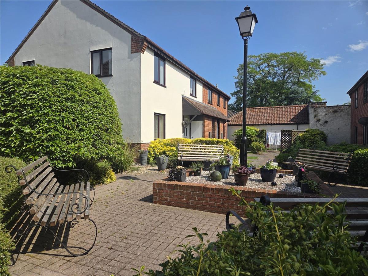 Property Image 81a0ee49-cd7e-40aa-8a8a-3978d34cbf2d