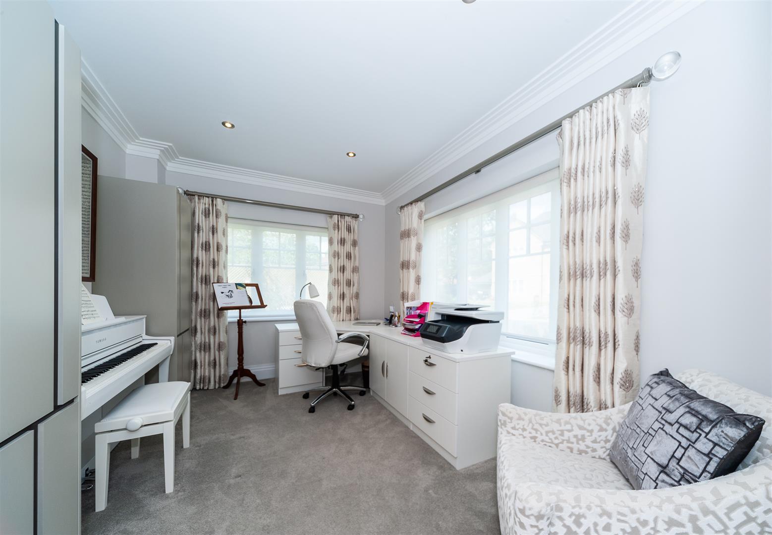 Property Image 81a5b5de-00aa-4cc1-97ff-900e36db3c88