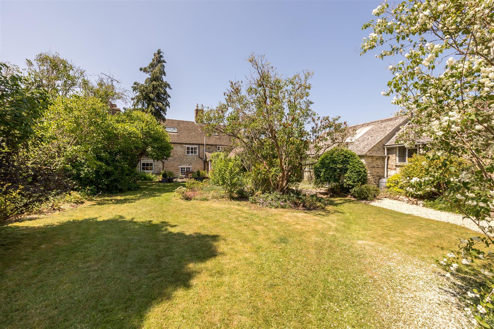 Property Image 81a5e23b-cb00-4de3-bc79-27b0856e8e0d