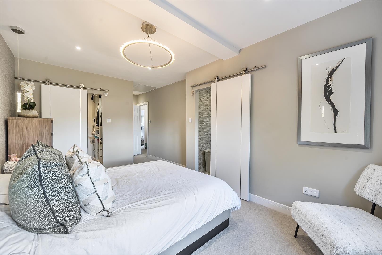 Property Image 81a67f33-a25d-467d-8503-52efa06c3b29