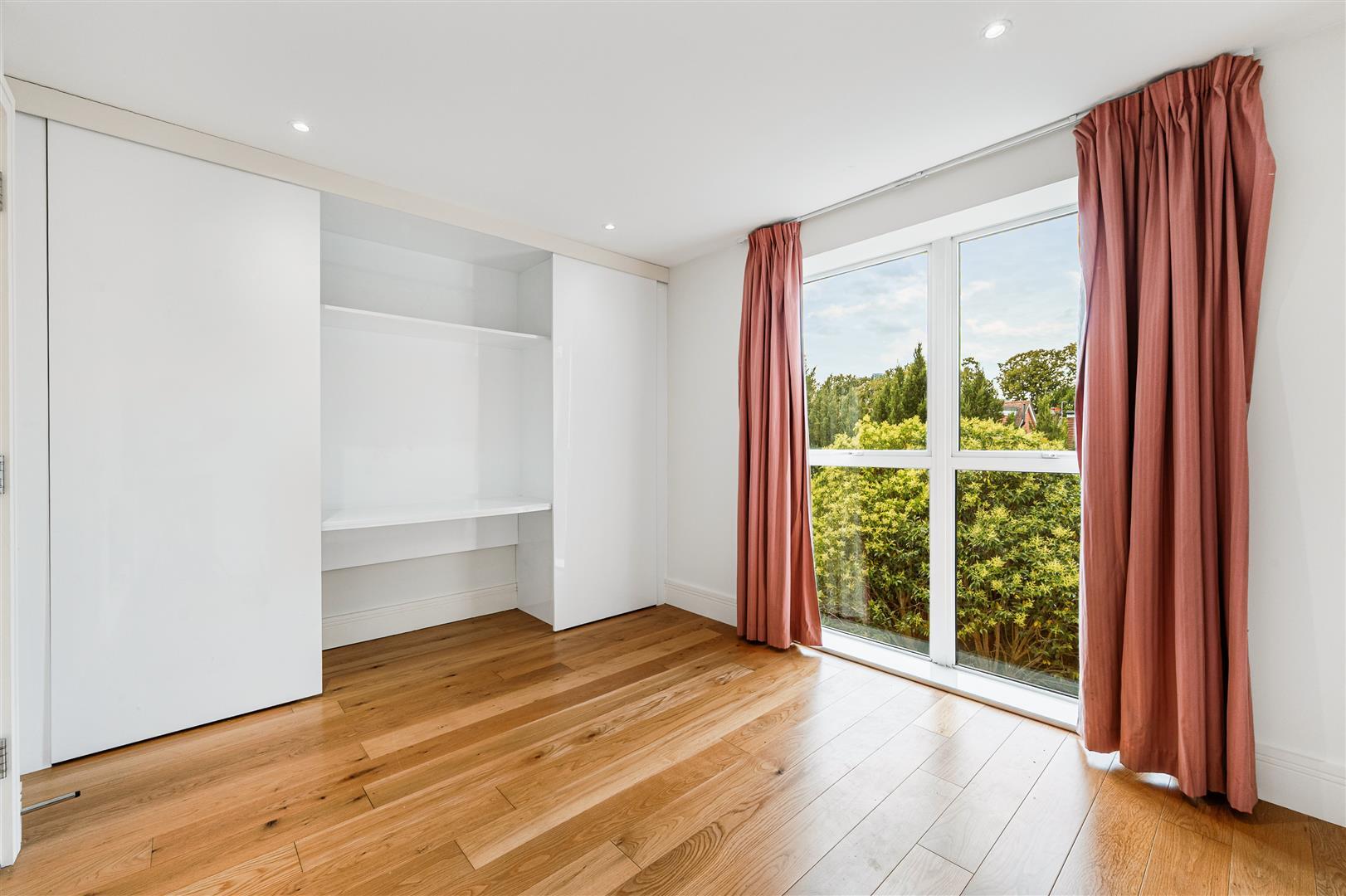 Property Image 81ae30f3-601f-4479-868b-0924a2982c94