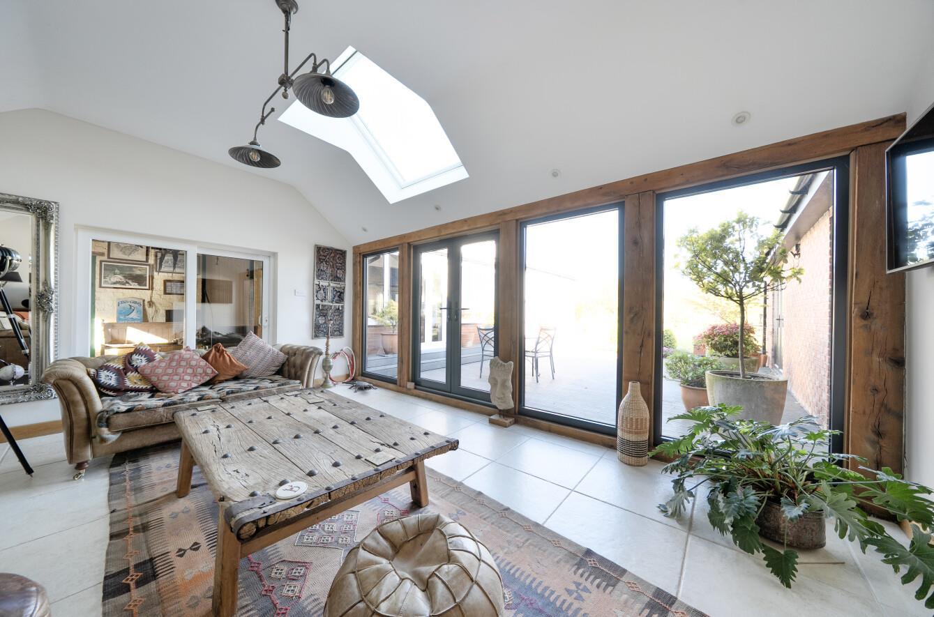 Property Image 81af39e4-598b-4776-8bc8-5f89f02f24c5