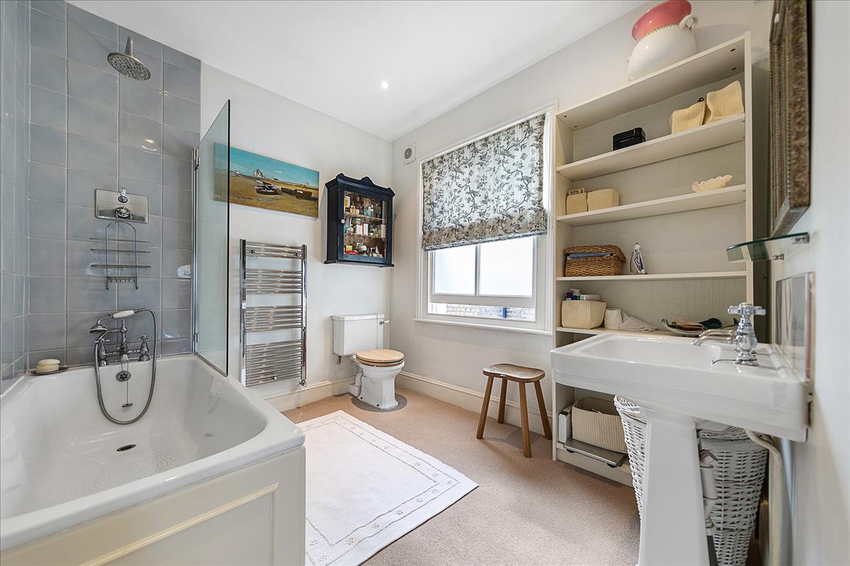 Property Image 81b1df8d-687e-47a8-afc3-4b74e3d2ea32