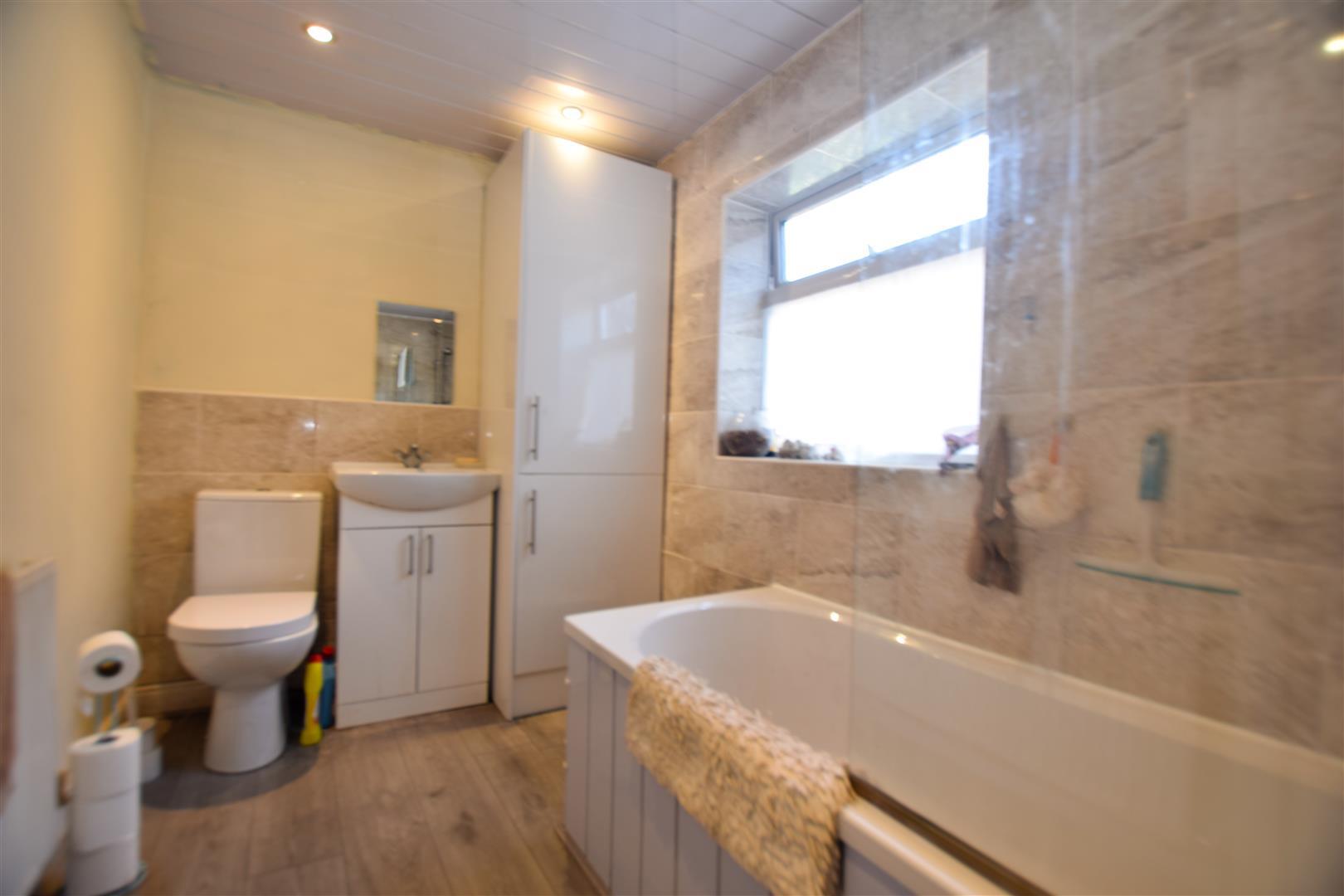 Property Image 81bd0165-4854-465b-b300-a8391b64e95c