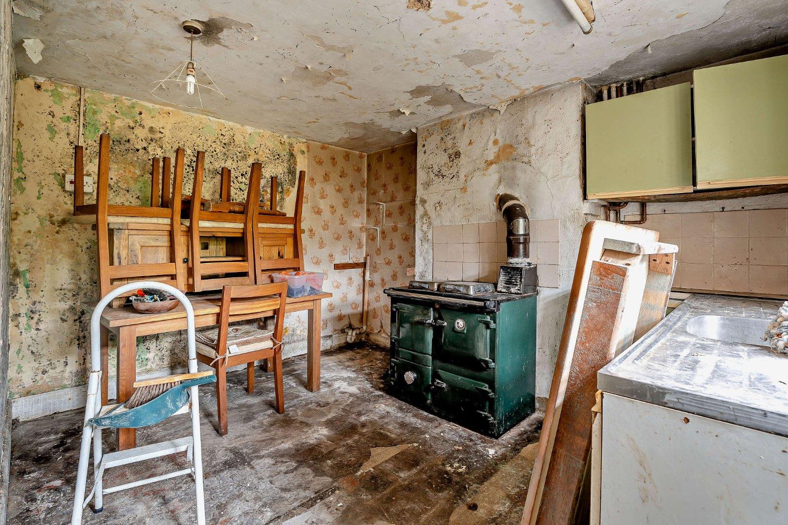 Property Image 81c09a93-8d18-4410-bbf1-2542856517af