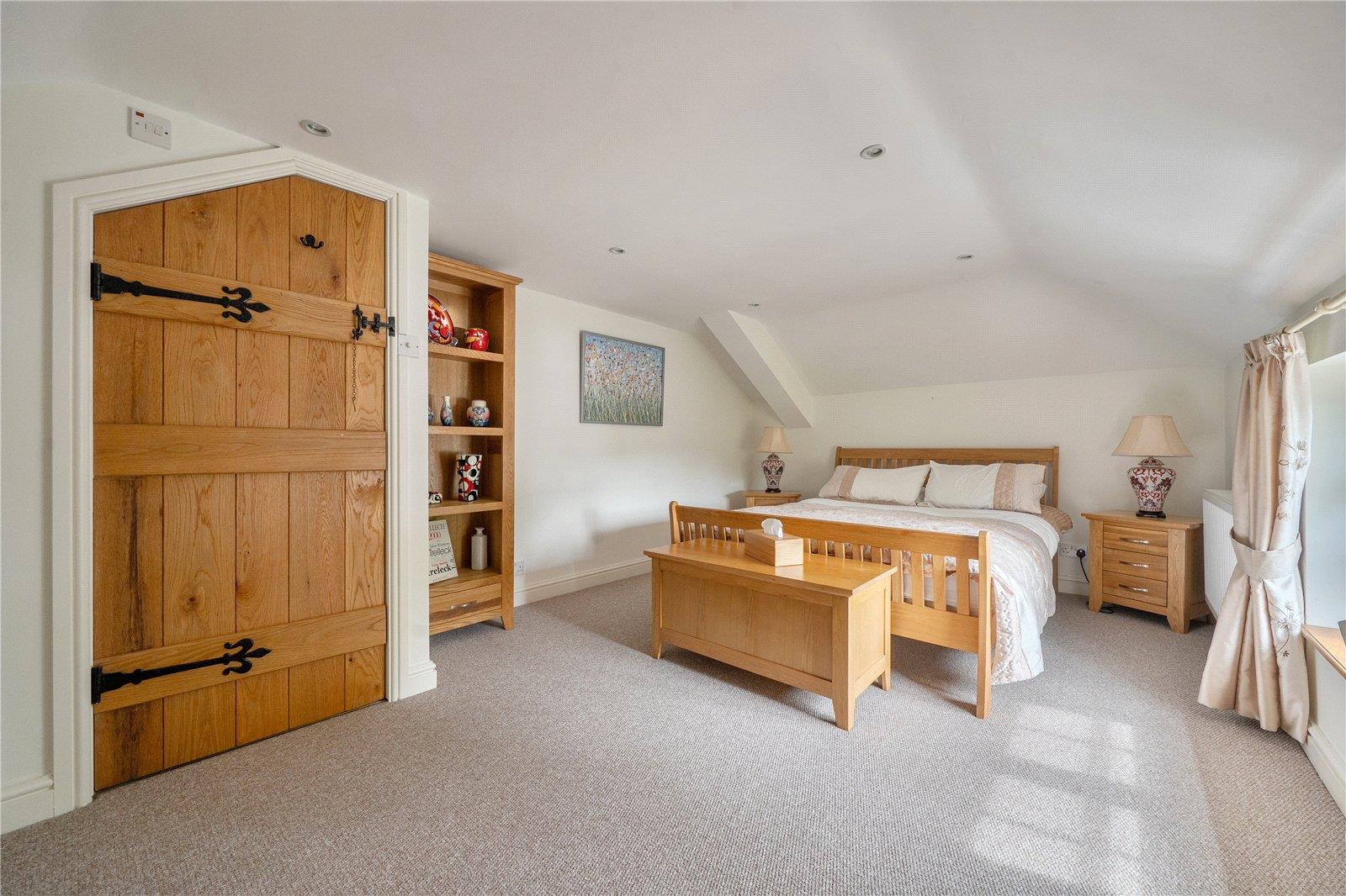 Property Image 81c70935-52aa-4316-b863-046fbb570c59