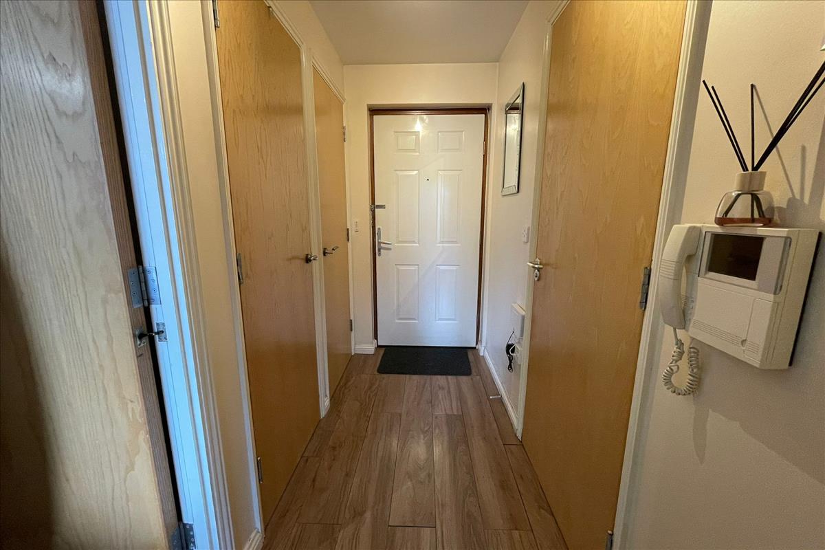 Property Image 81d67eb9-cf1a-49a0-9d47-7001f2e5f429