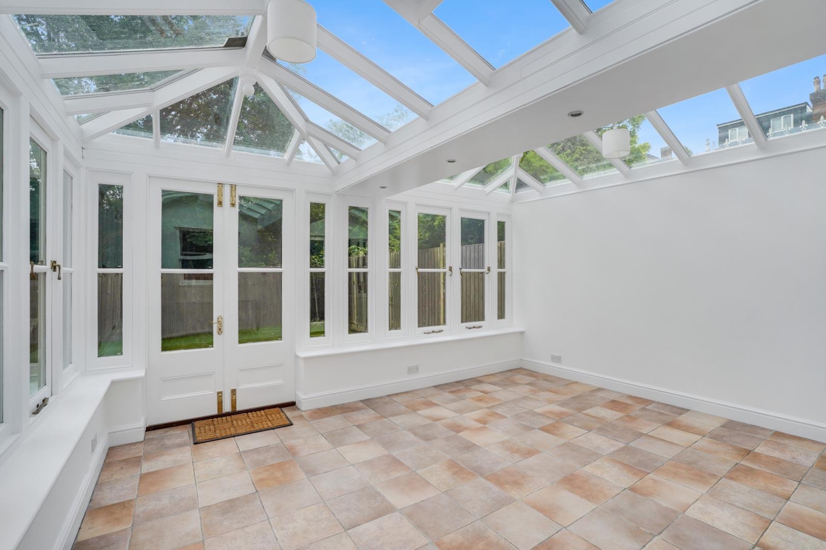 Property Image 81dd1ed0-3674-4276-8221-eab78b96a97d