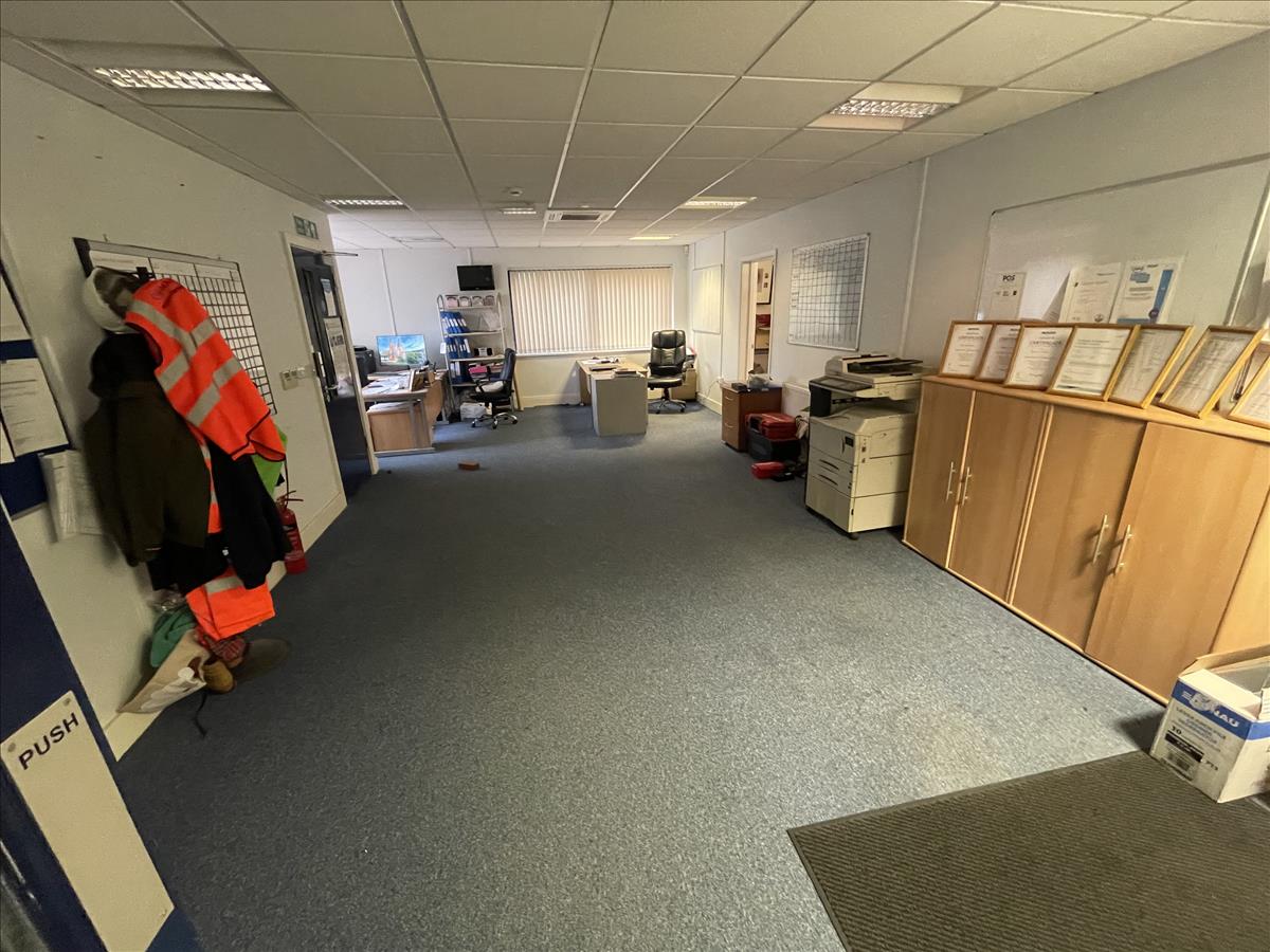 Property Image 81dd9517-976c-4498-be6b-8fb9ab558130