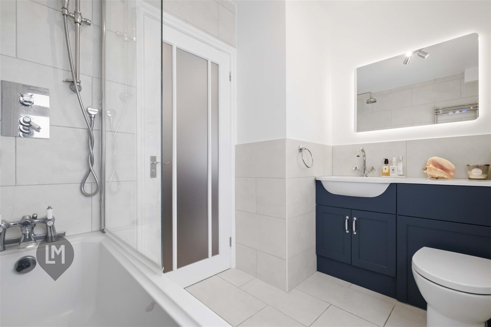 Property Image 81ea9d03-6bbb-431e-b095-50c98b62c5ff