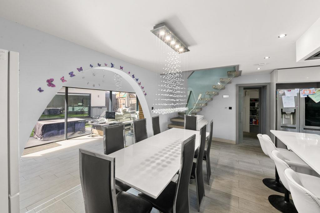 Property Image 81eae550-ab9a-4595-ae8a-0acce2d468c9