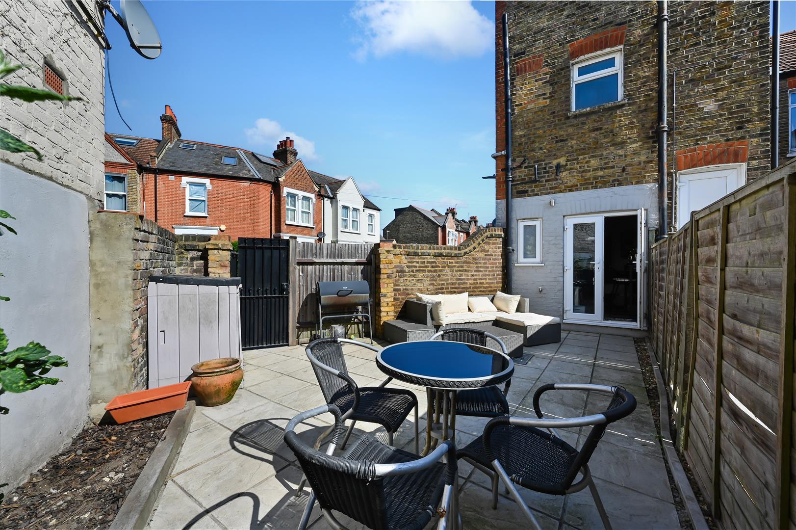 Property Image 81ecdd3a-97a2-4cbf-841a-a229f26e45db