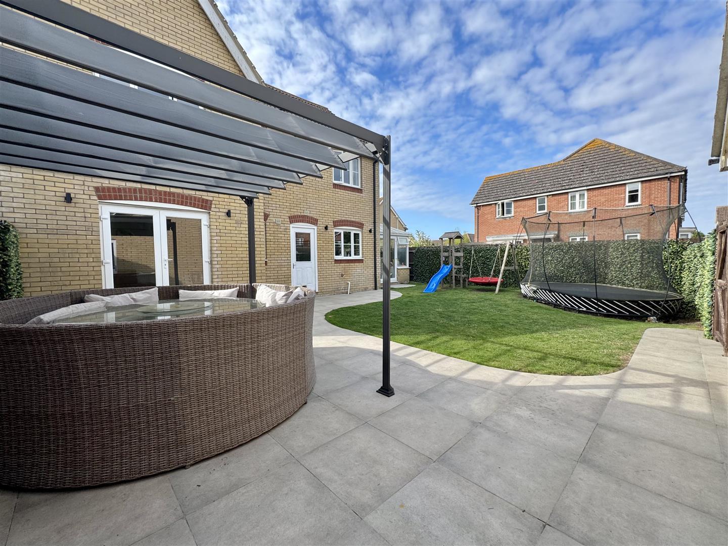 Property Image 81f1af0f-18f4-48b2-99b5-b25f109a3715