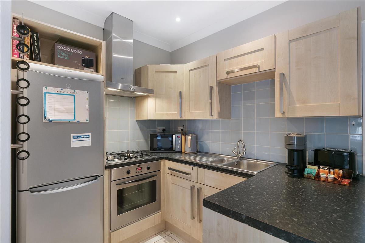 Property Image 81f83a9f-47ad-4d73-b8c3-13e89f0d9f8a