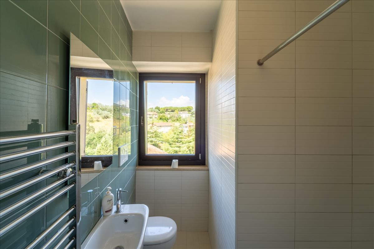 Property Image 81f94a63-ccda-43e2-977e-a85bf88357f4