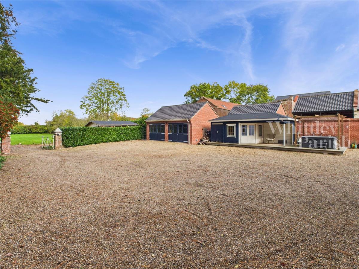 Property Image 81fe3638-5fa8-49c8-8970-461b9bca6d70