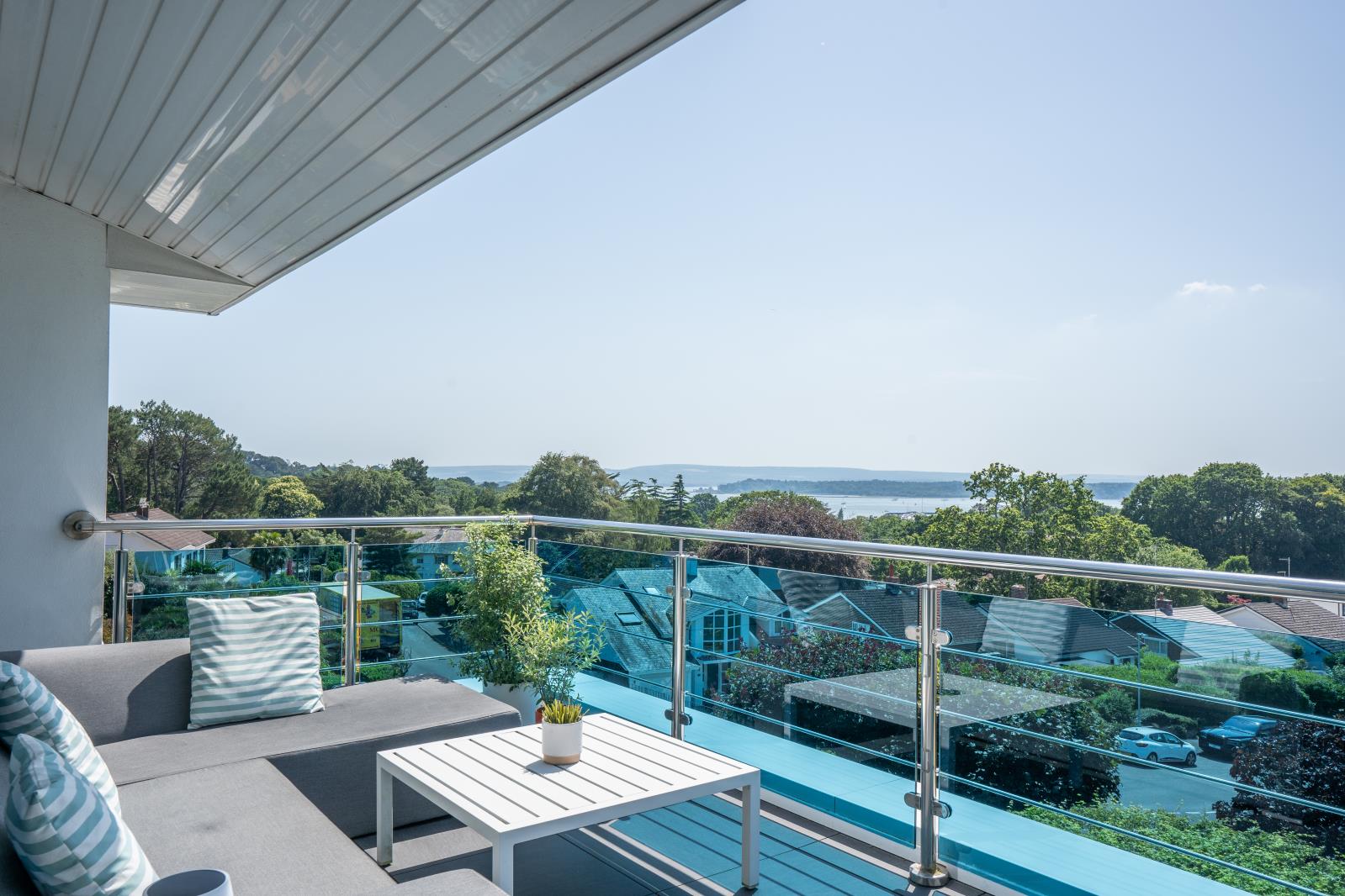 Property Image 82035d5c-5e51-43c4-917d-675f82d9df2a