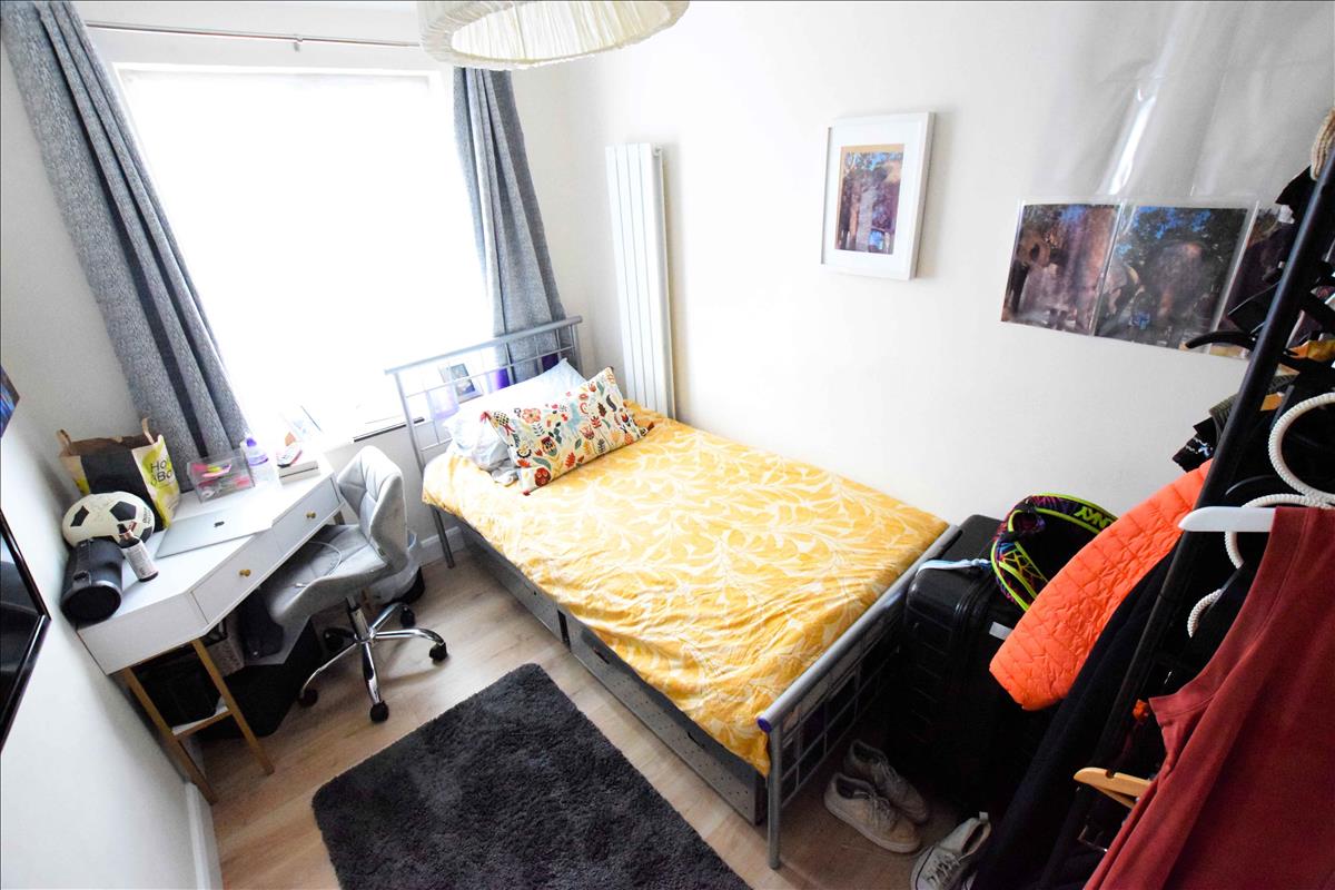 Property Image 8206167e-a2cf-4418-93b2-5ef55a50ec44