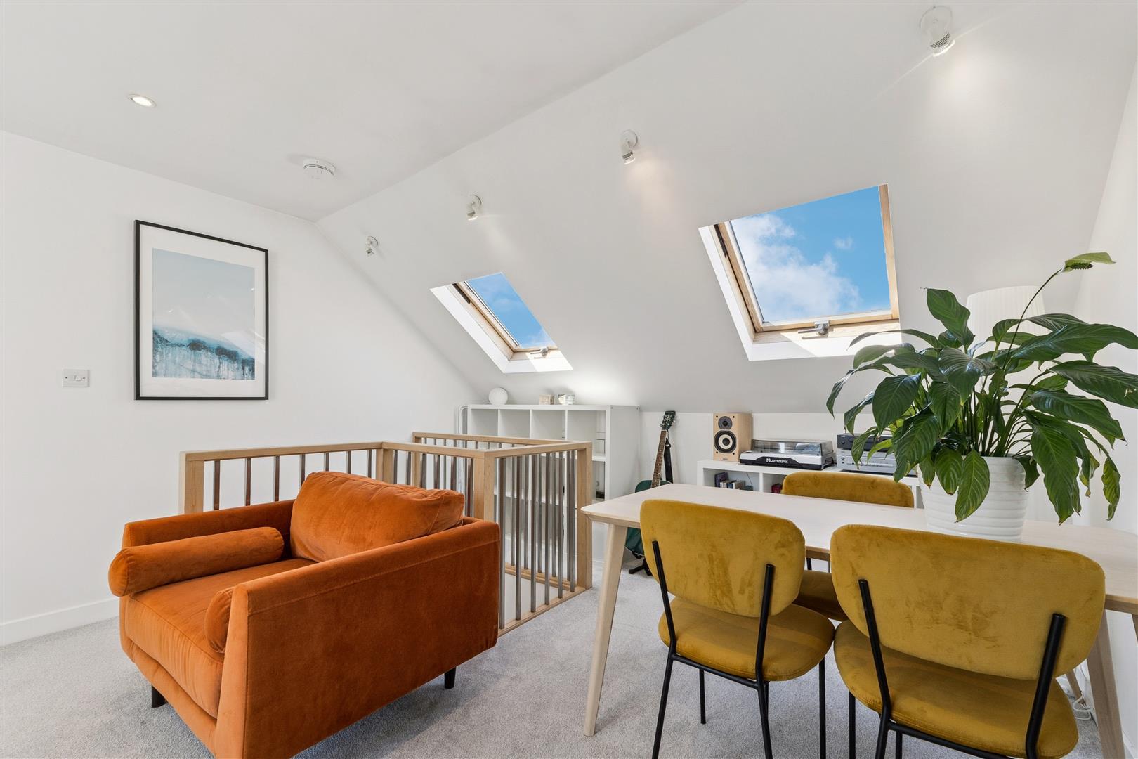 Property Image 8216f401-3ad7-49ed-ba07-fb5276f3b5c2