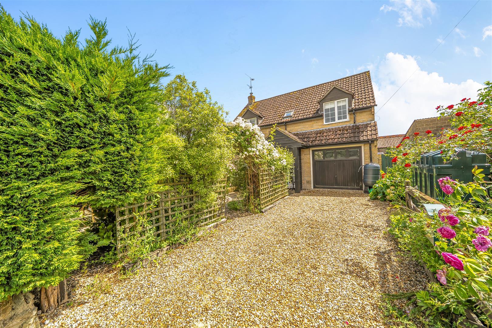 Property Image 823b94a3-c637-4a00-a0e3-c00d9fa46b00