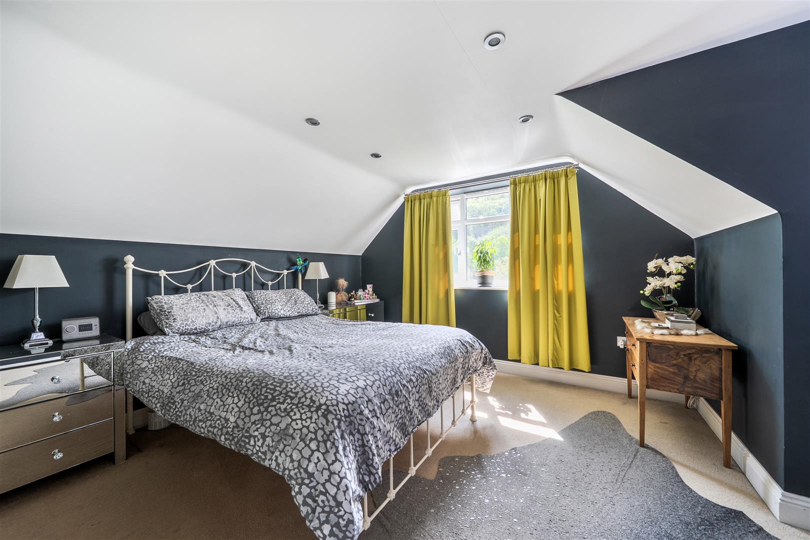 Property Image 8247841d-2194-448a-88ba-776f386a7035