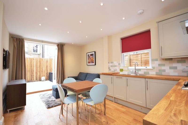 Property Image 8248b2dc-30c3-49e5-aa48-28164dc6b499