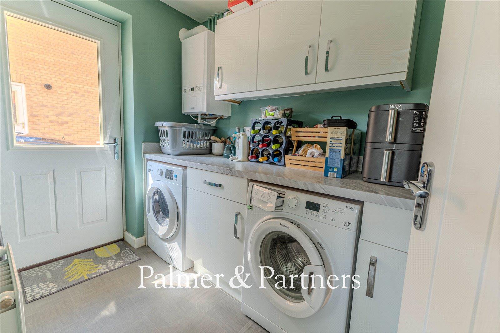 Property Image 824b9e92-2574-4505-9e5e-935b018b02cc