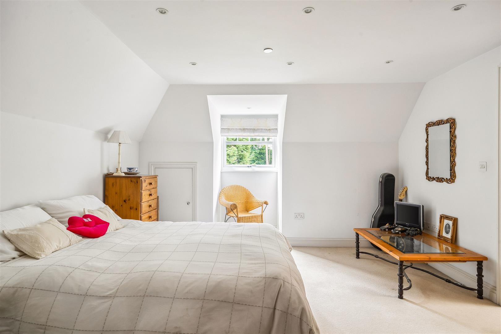 Property Image 824c5e65-d8c6-4082-abca-0c71a55622e4