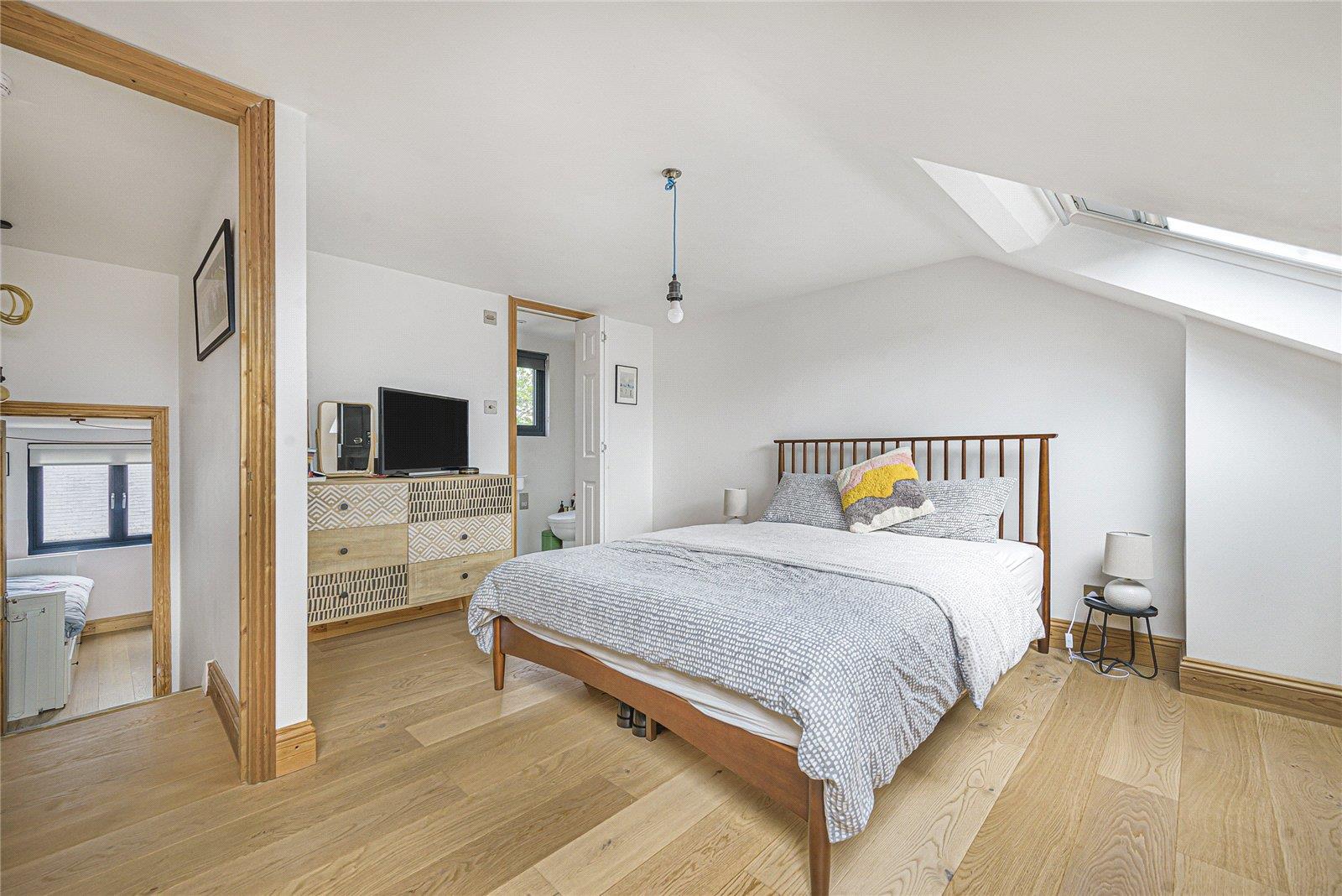 Property Image 824fb394-226d-4840-a6b2-4d8c729466e0