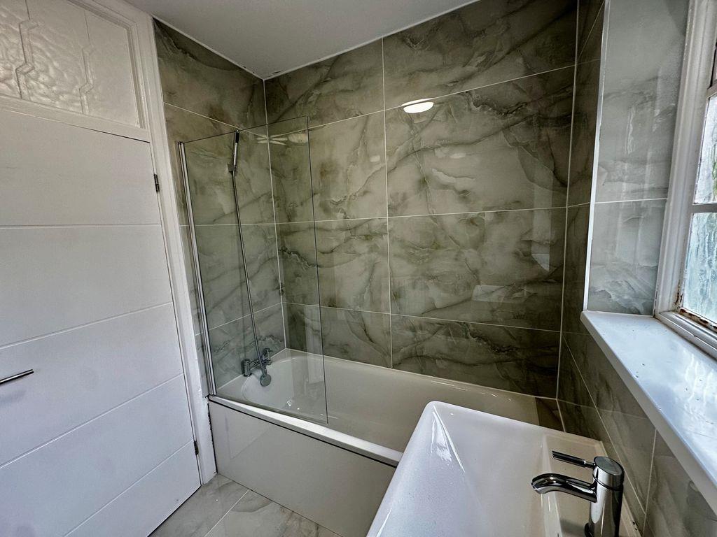Property Image 8250a0dd-2f69-412c-97ef-cb56eae5c275