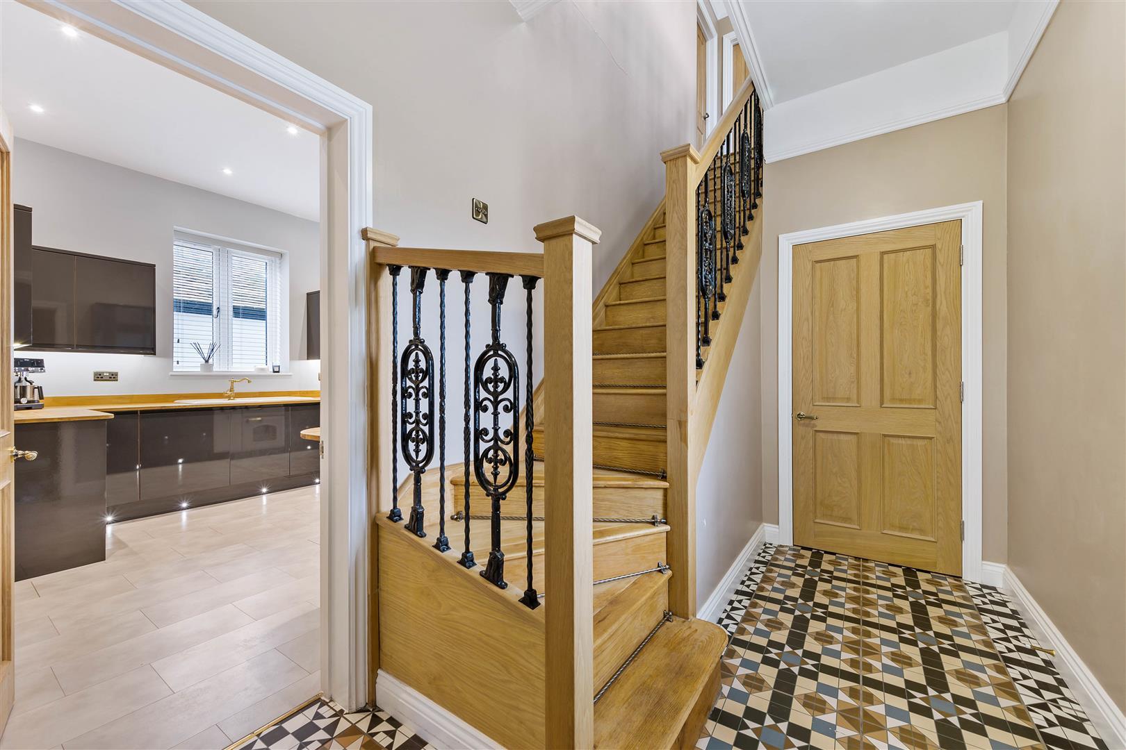 Property Image 825d5e45-8677-4cfc-bc6f-ac2bde3872d4