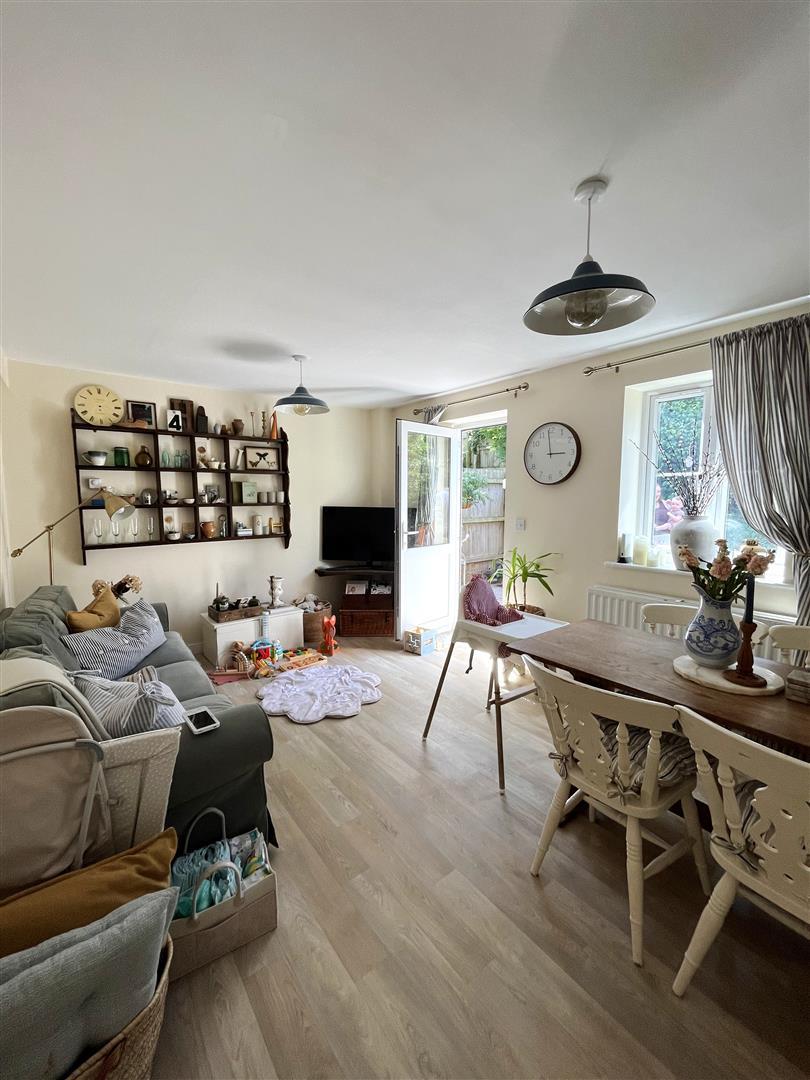 Property Image 8267ec3d-dd6b-4bb9-bbd0-50b9e191e3d8