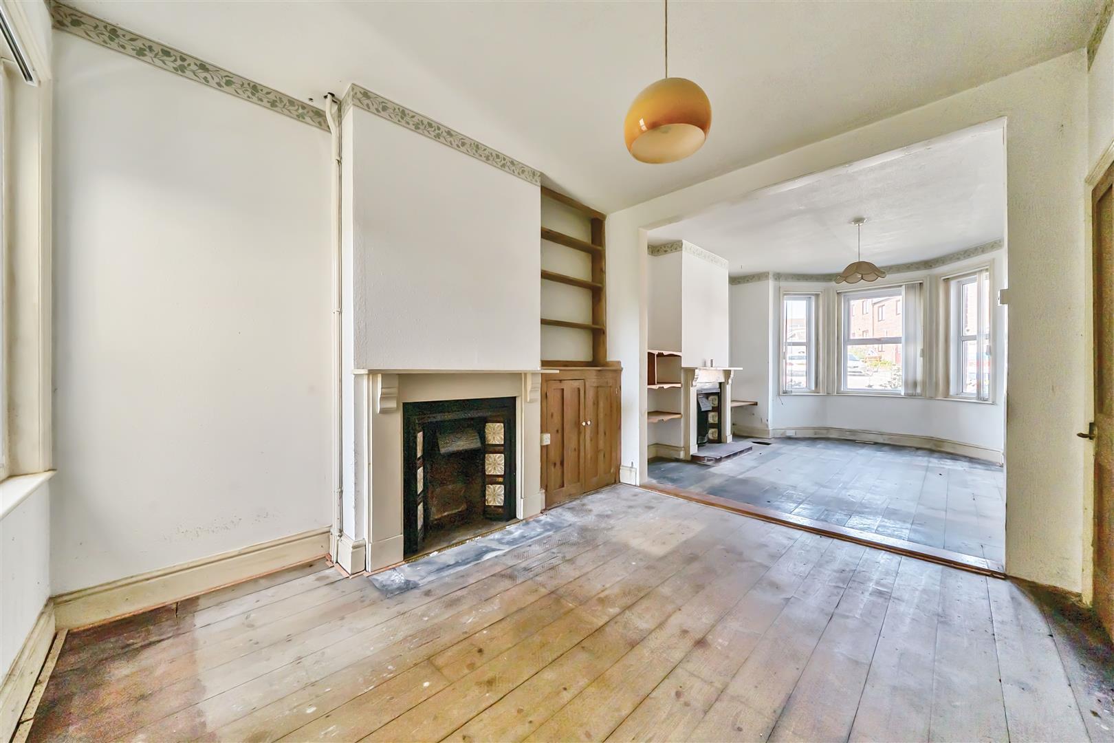 Property Image 826a0f7d-589f-4bb4-9a8f-ee491b9c007e