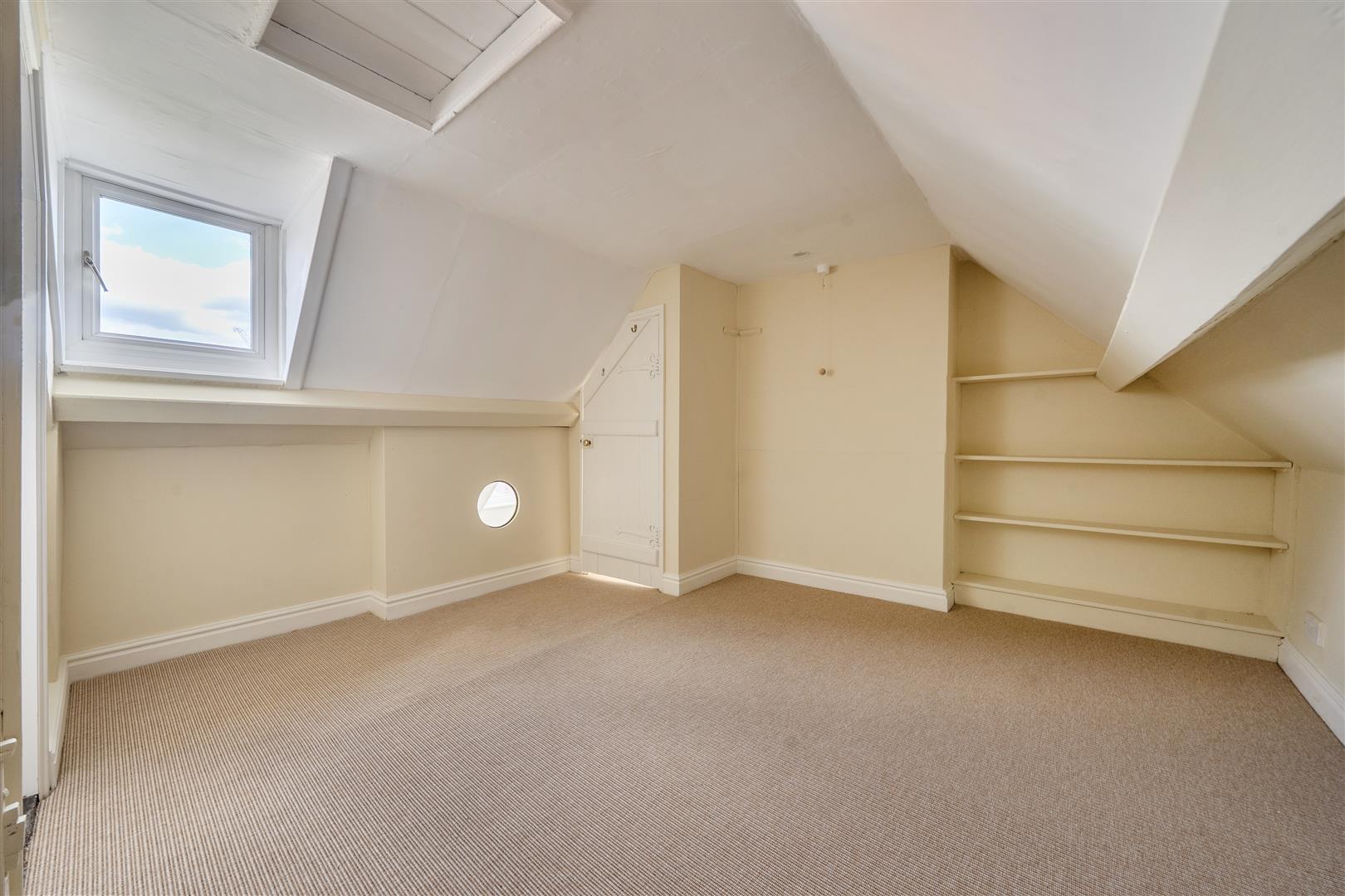 Property Image 826fc1c2-e1d2-4cc9-98bd-4ee45115fd45