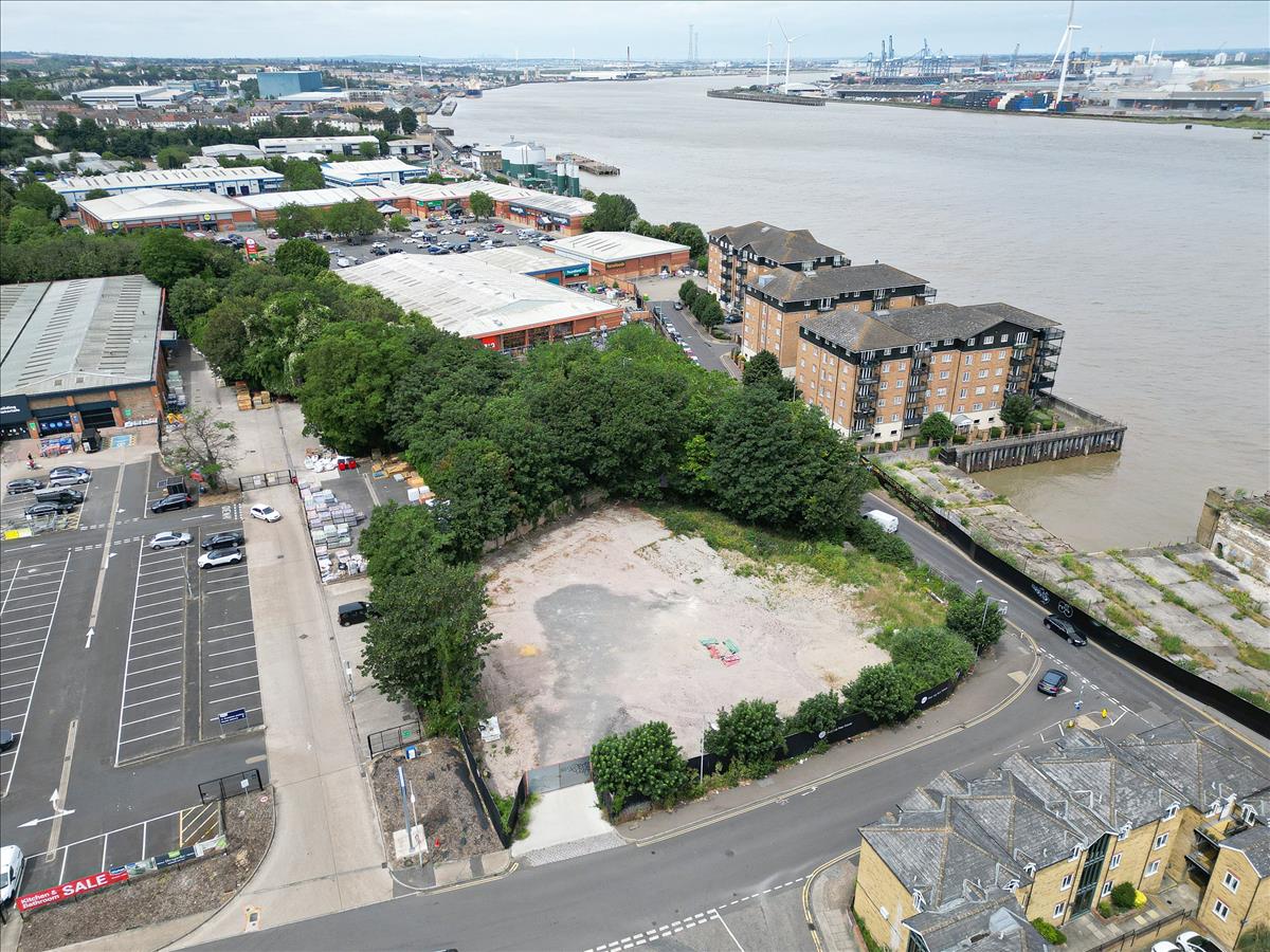 Property Image 8280159d-951b-4bea-b41a-496d9f8905e5