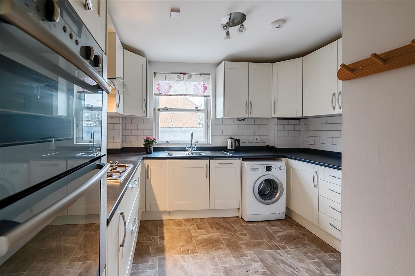 Property Image 828f2d0c-29ca-4749-9d9b-6d8f85359836