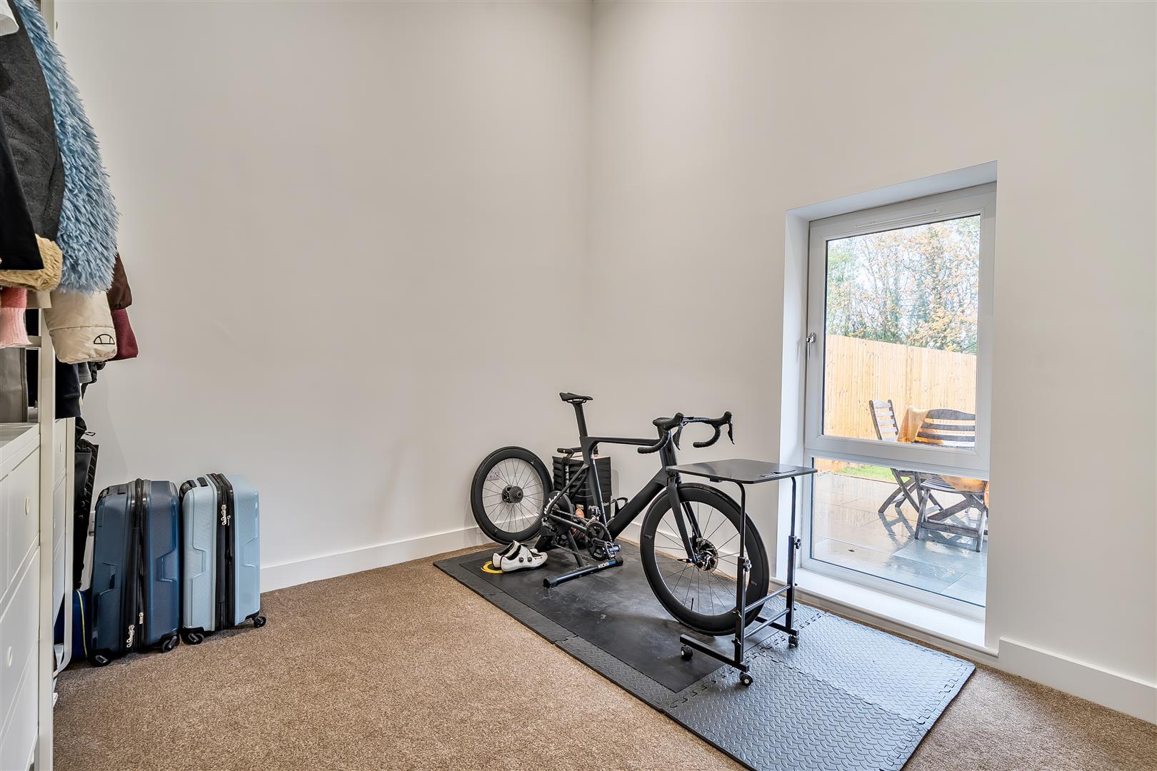 Property Image 829c13d1-d572-41f7-898c-706958440f84