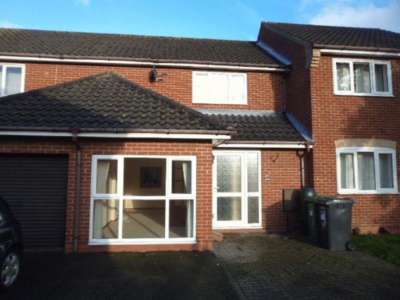 Property Image 82a08ec4-9c1c-4cfc-a7fa-6c6b1d874deb