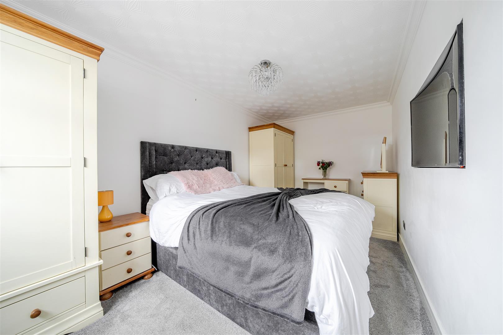 Property Image 82a1a6df-7a2a-450c-80fa-4de7e8c5d998