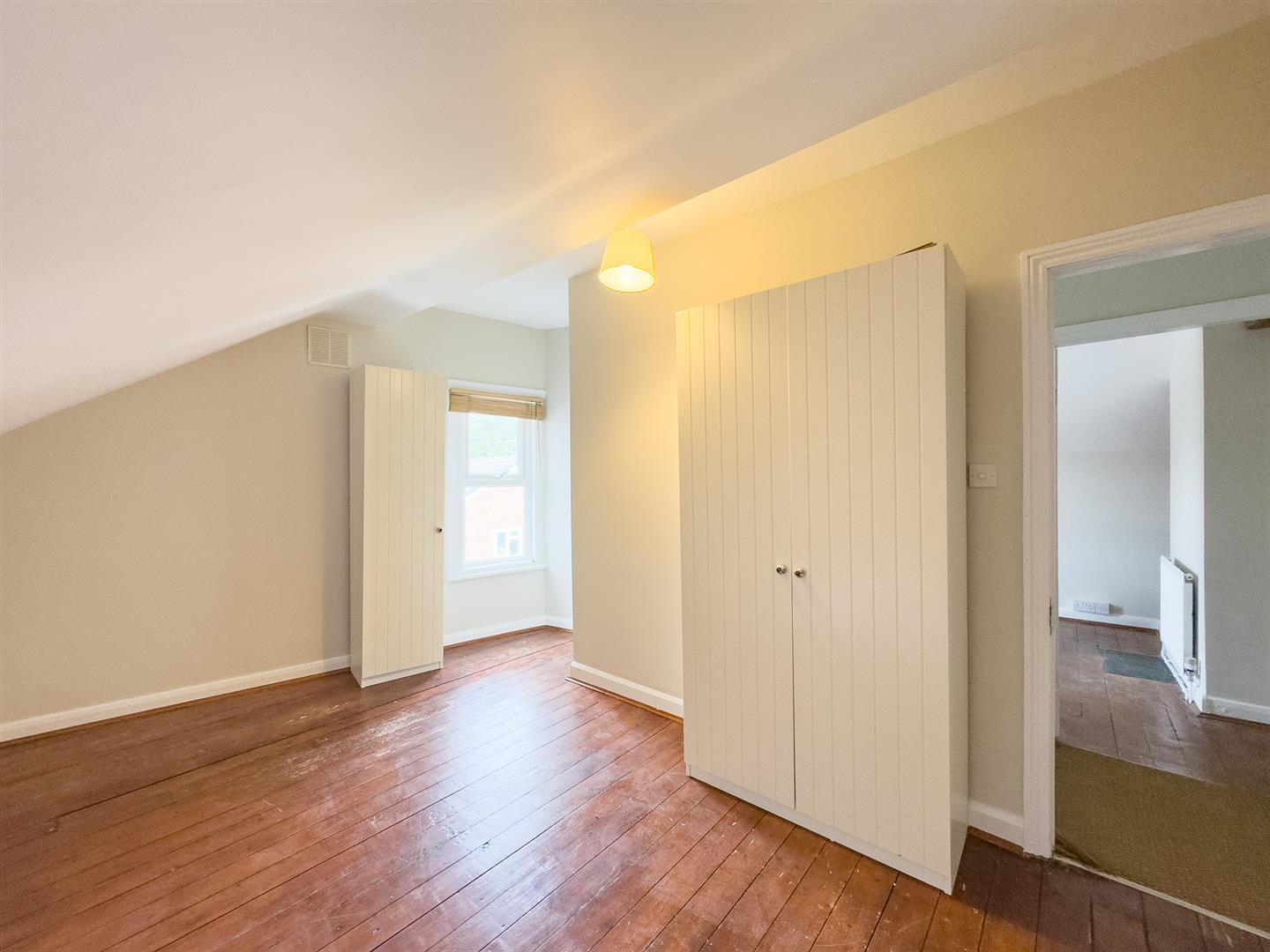 Property Image 82a5f7e2-5742-466d-83f4-696a96bd405a