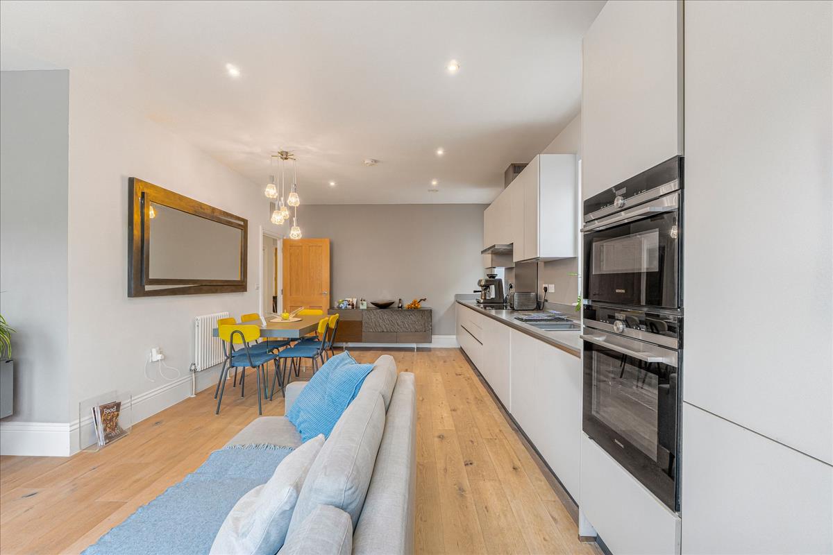Property Image 82a7eff3-c8ed-4add-9c33-ff2a6a530ba7