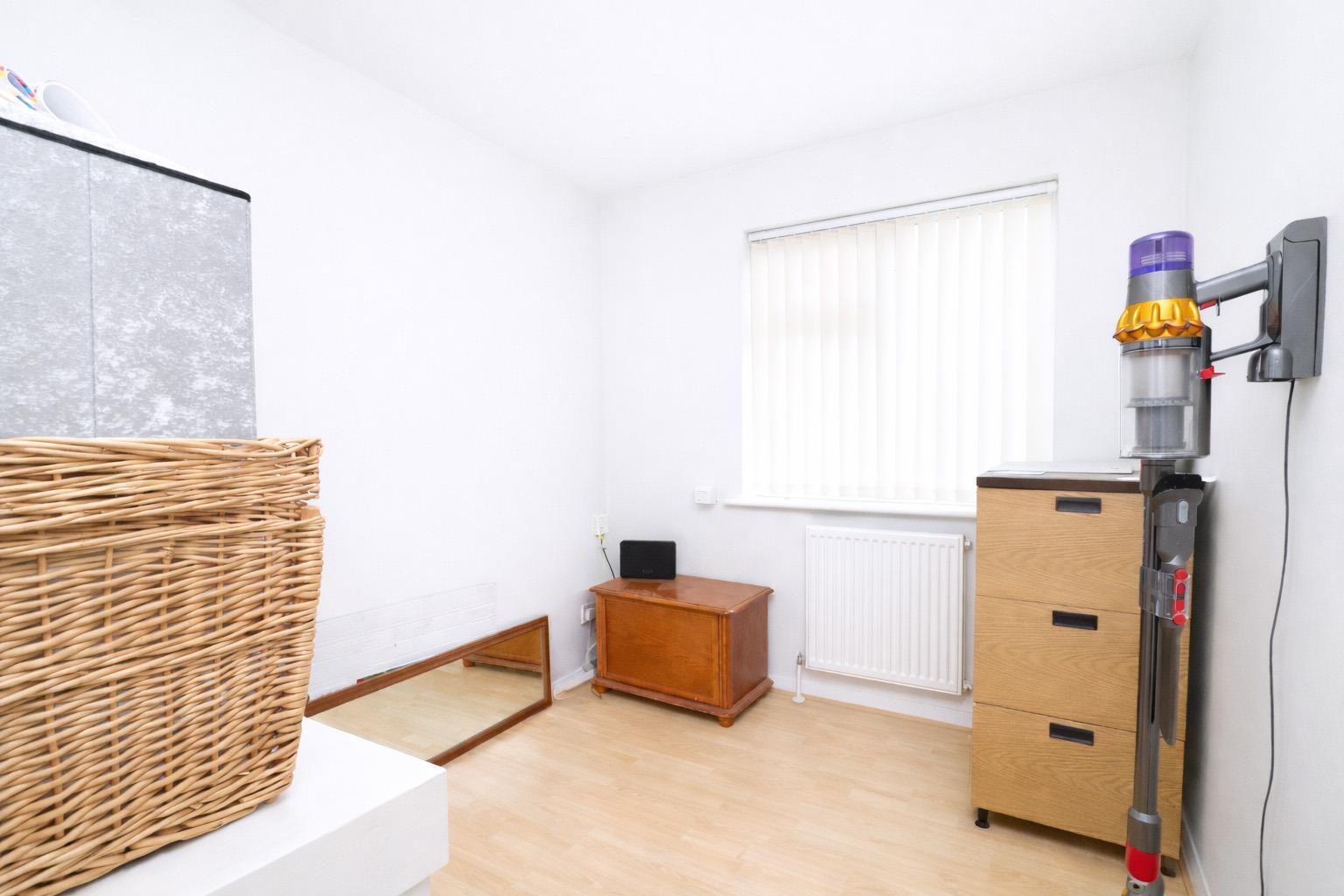 Property Image 82ad5352-8eaa-478a-86ee-1c4256e4c12d