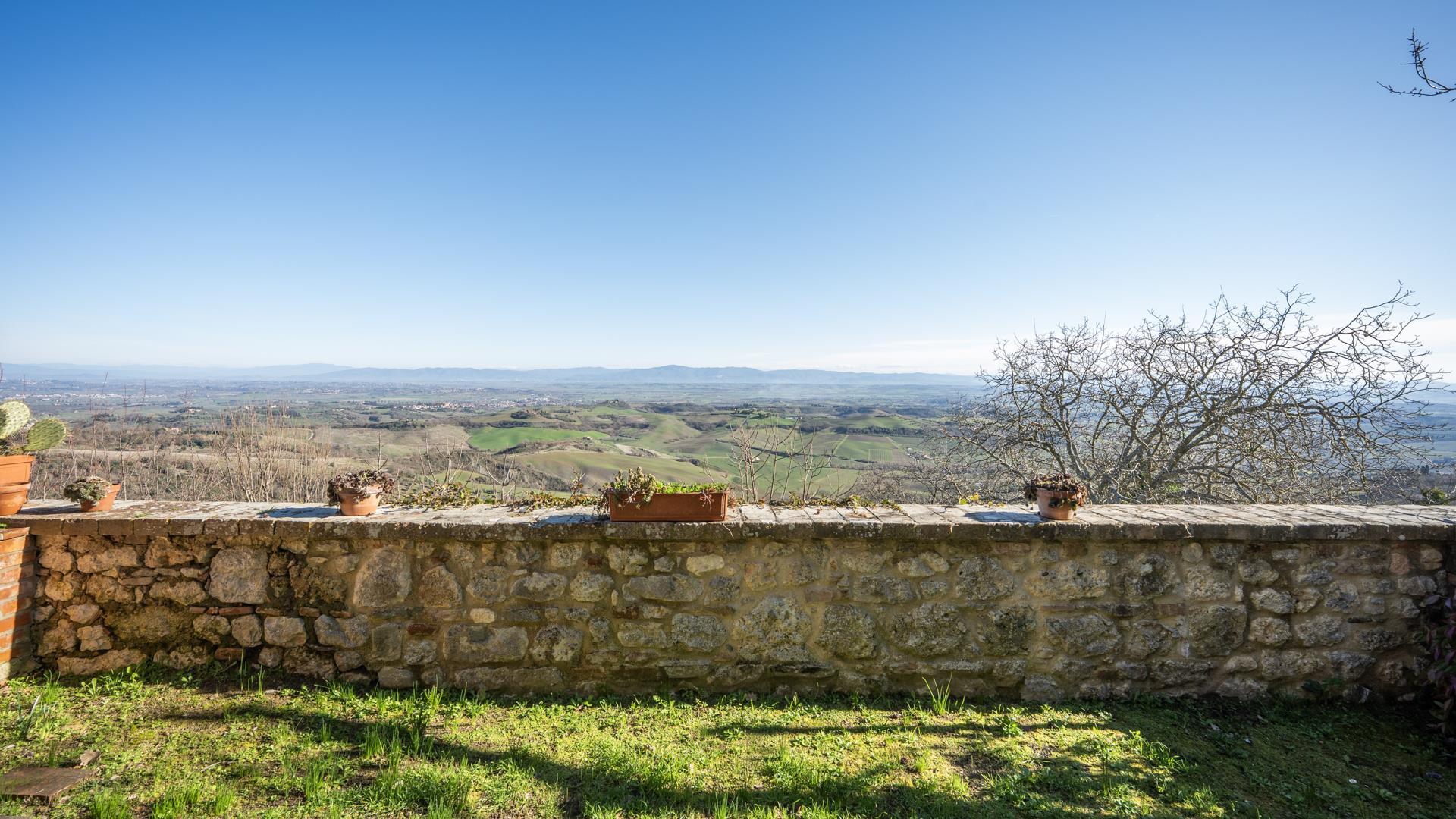 Property Image 82b36a76-5800-407a-8c49-57cf90242d42