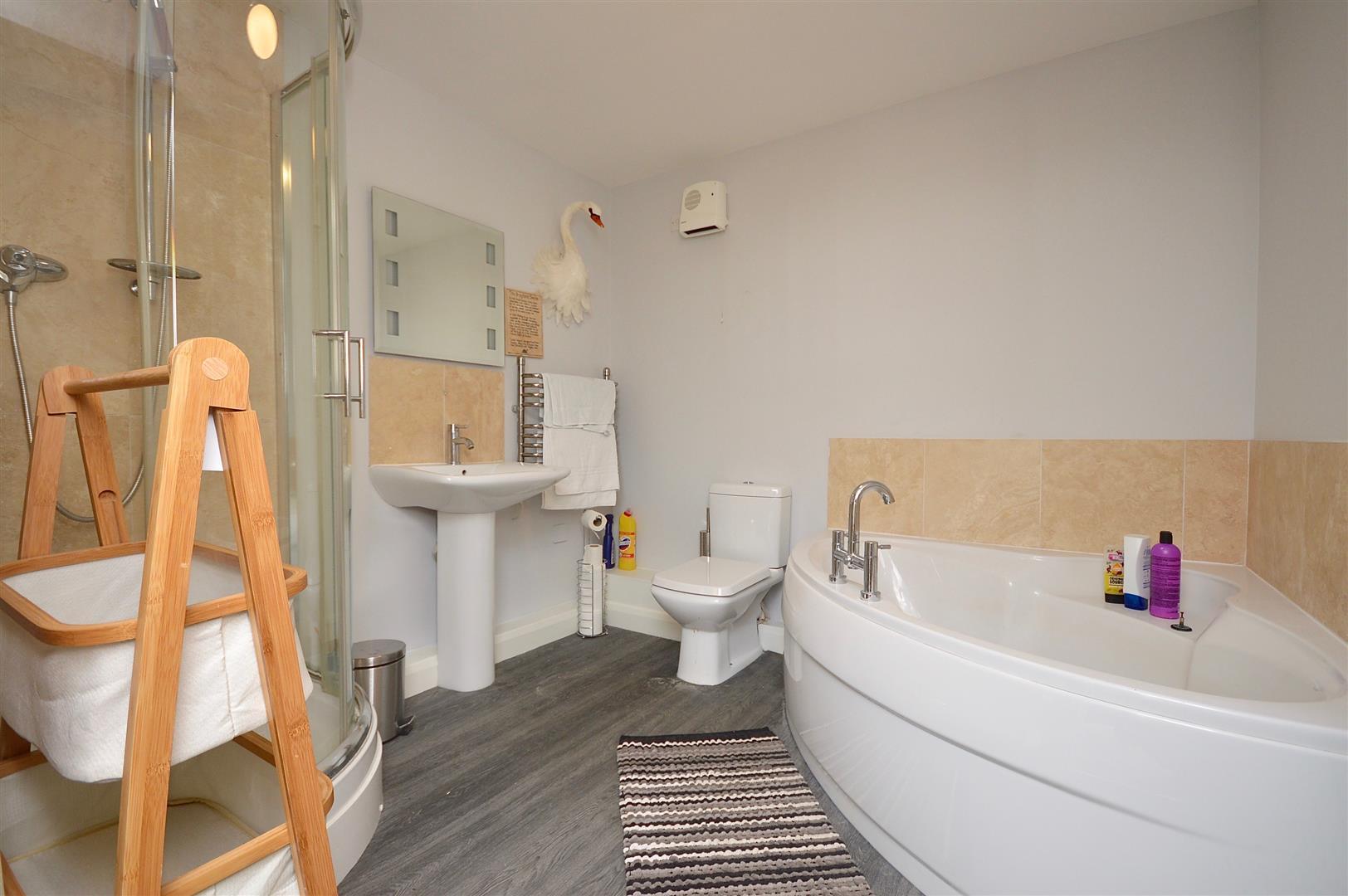 Property Image 82b9c5f9-a6f5-4288-a25f-756b23b74869