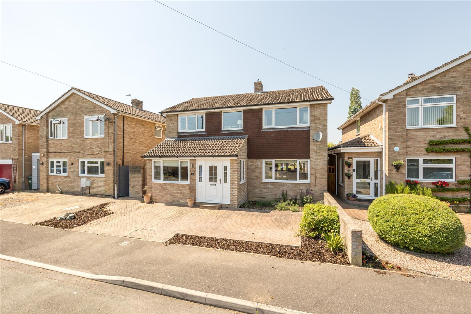 Property Image 82c18d93-50a2-4233-a0b9-d97bdf6fc8fc
