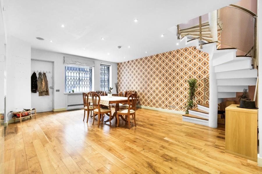 Property Image 82c68c94-ee11-498a-bac5-87716a879ebf