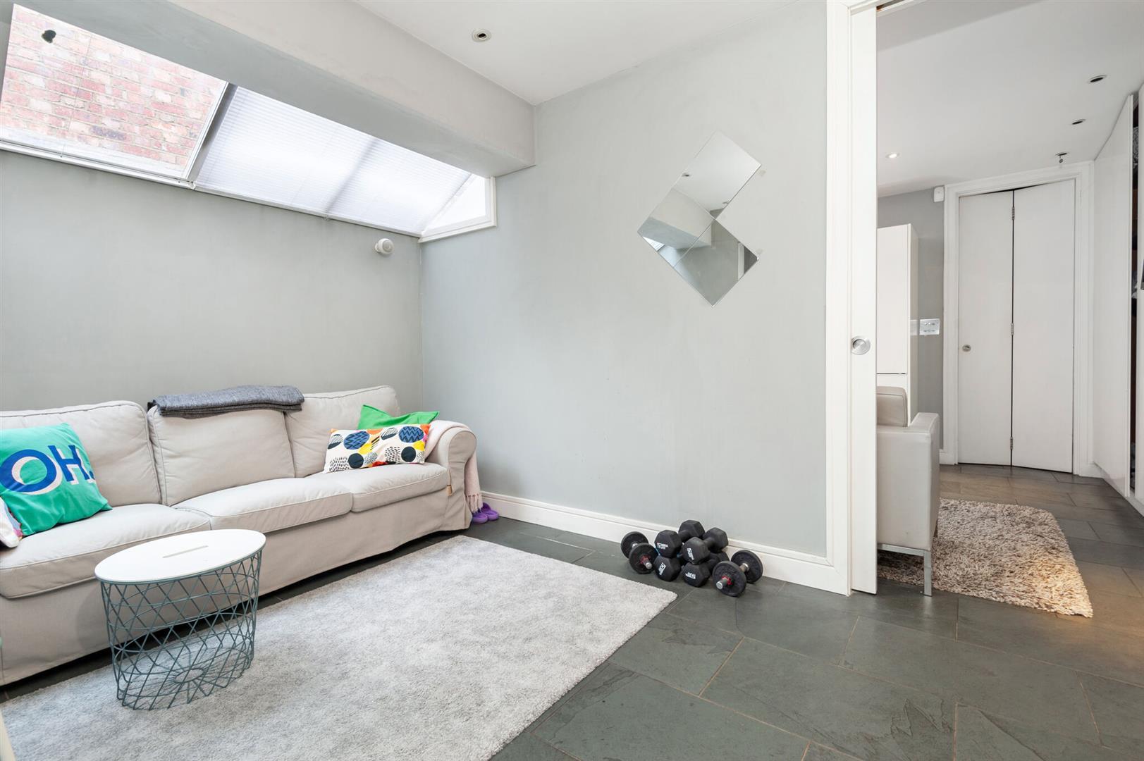 Property Image 82cd5317-eb1a-40d2-8f79-7f5c661dd0ad
