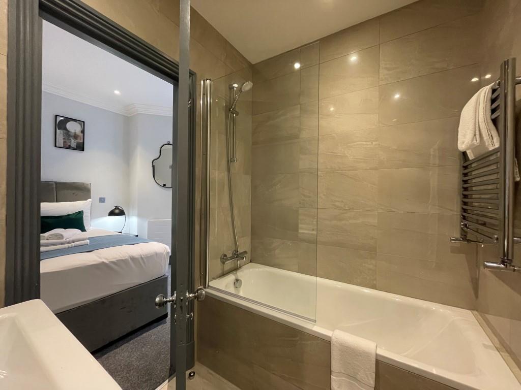 Property Image 82d26cfe-cf68-40b0-98f0-1f4bd7a63d85