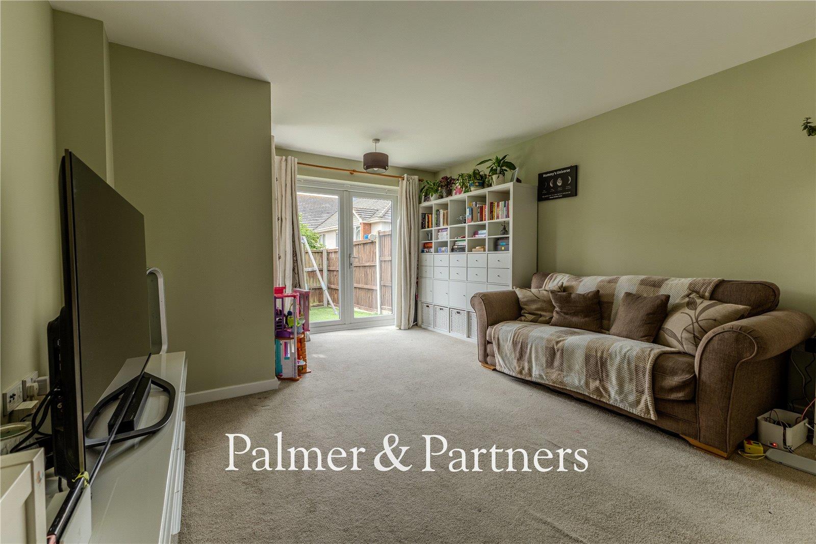 Property Image 82d3672f-8f75-40da-bc8c-6613d353990d